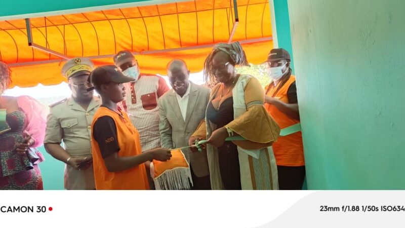 District des Montagnes : Le studio de la radio Mont Péko de Duékoué baptisé “Studio Ricardo Sommone”