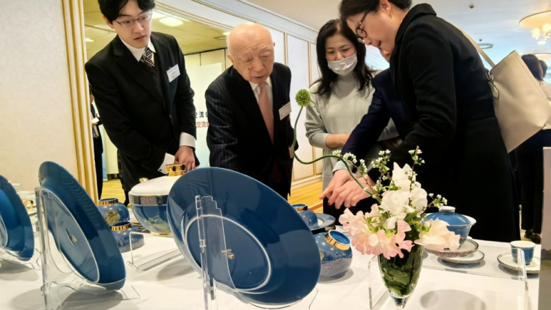 Des organismes de presse et des groupes de réflexion chinois et japonais discutent du renforcement des échanges culturels