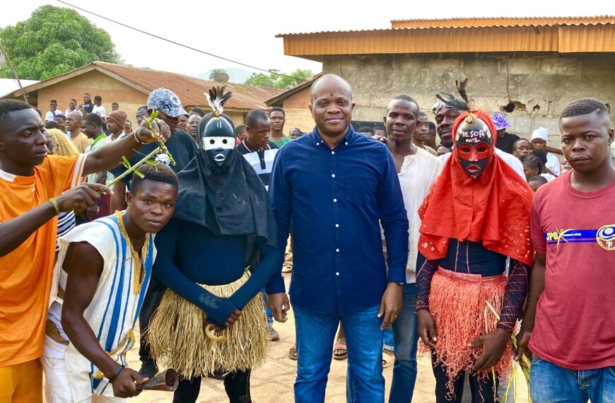 Sport et culture : la course de masques rassemble la jeunesse de Belleville à Man