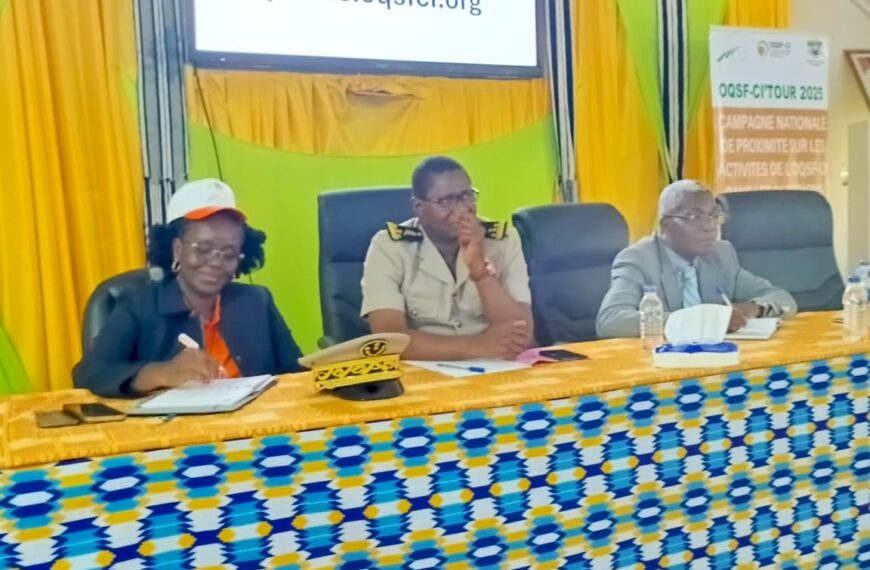 Guiglo : Les services financiers sous le feu des critiques lors d’une rencontre publique avec l’OQSF-CI