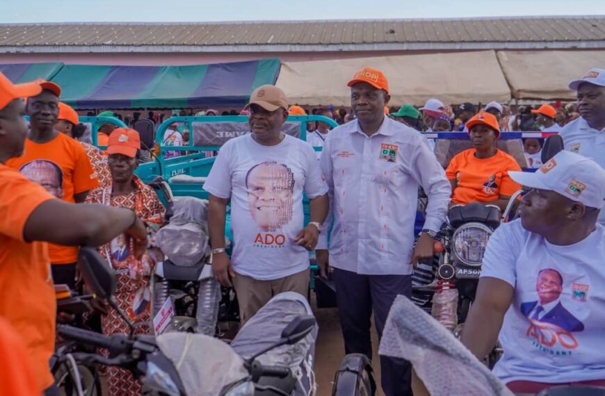 Man : Momo Bamba traduit la vision sociale du Président Alassane Ouattara sur le terrain