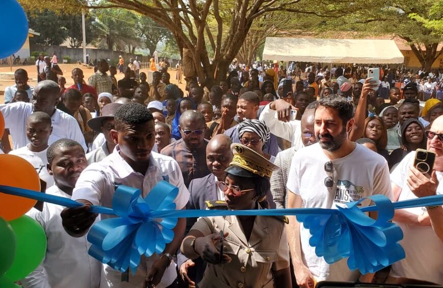 Man : l’UJDM équipe le lycée Gbé Goulei Alphonse d’une salle multimédia moderne