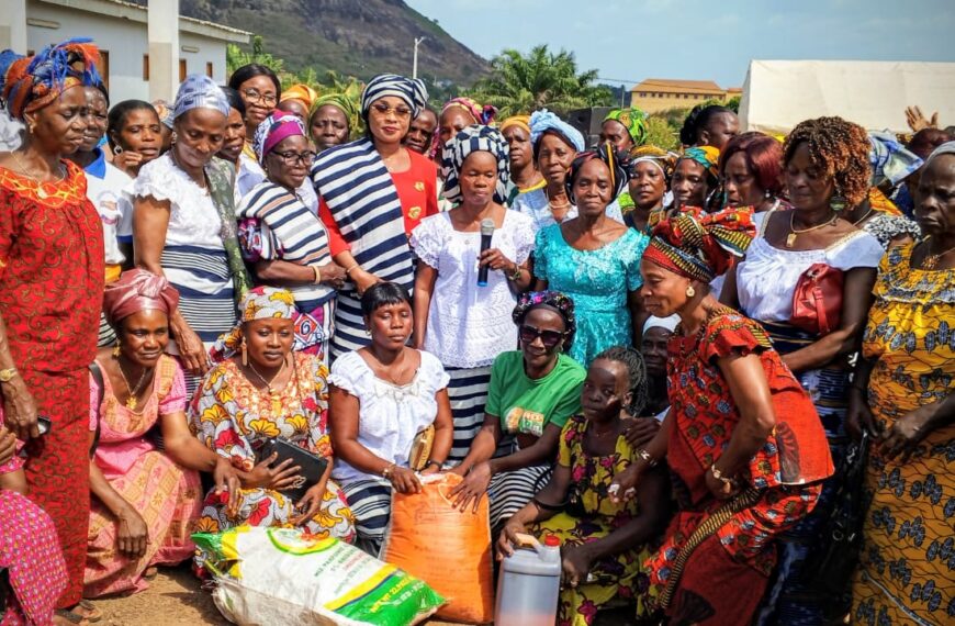 Danané : Nicole Dion célèbre les femmes du canton Ouinneu