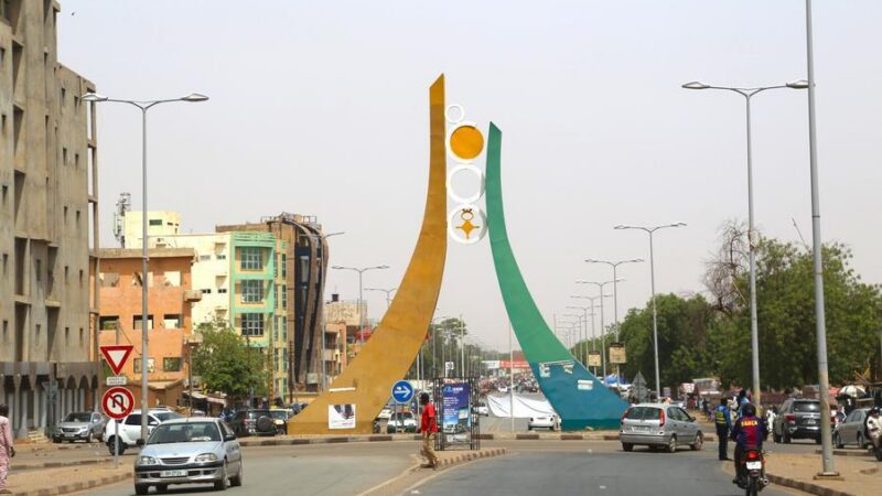 (Multimédia) Le traitement chinois du tarif douanier zéro « arrive à point nommé » pour les pays africains en quête d&rsquo;équité commerciale, selon un observateur nigérien (INTERVIEW)