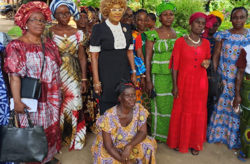 Logoualé : des groupements de femmes rendent un vibrant hommage à Jeannette Badouel à l’occasion de la fête des mères
