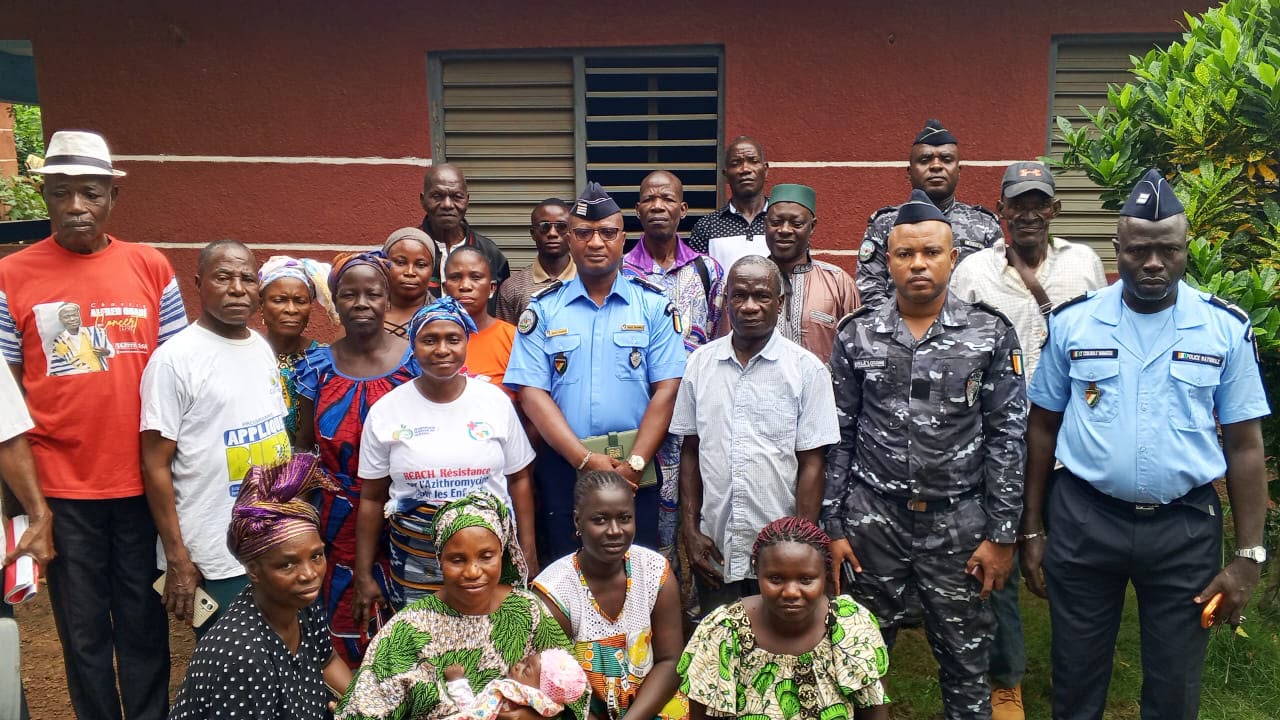 Danané : la Police nationale renforce le dialogue avec les habitants du quartier La Paix