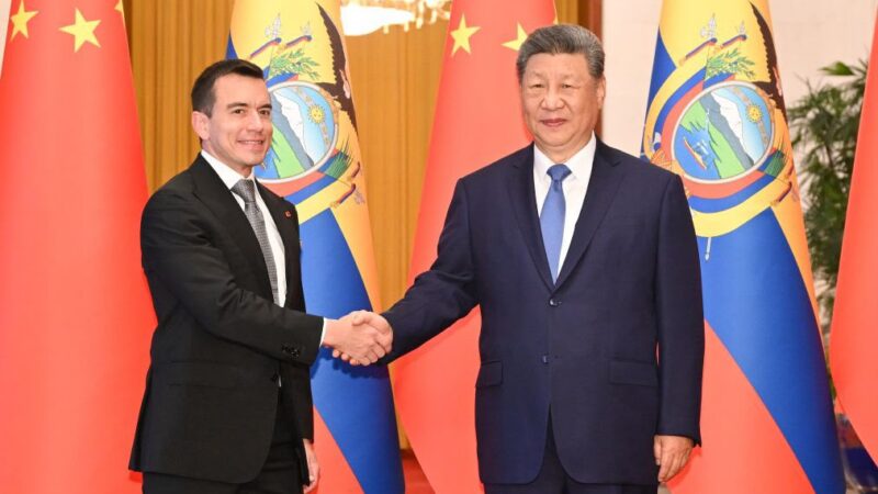 Xi Jinping appelle à une plus grande synergie entre la Chine et l&rsquo;Equateur en matière de stratégies de développement