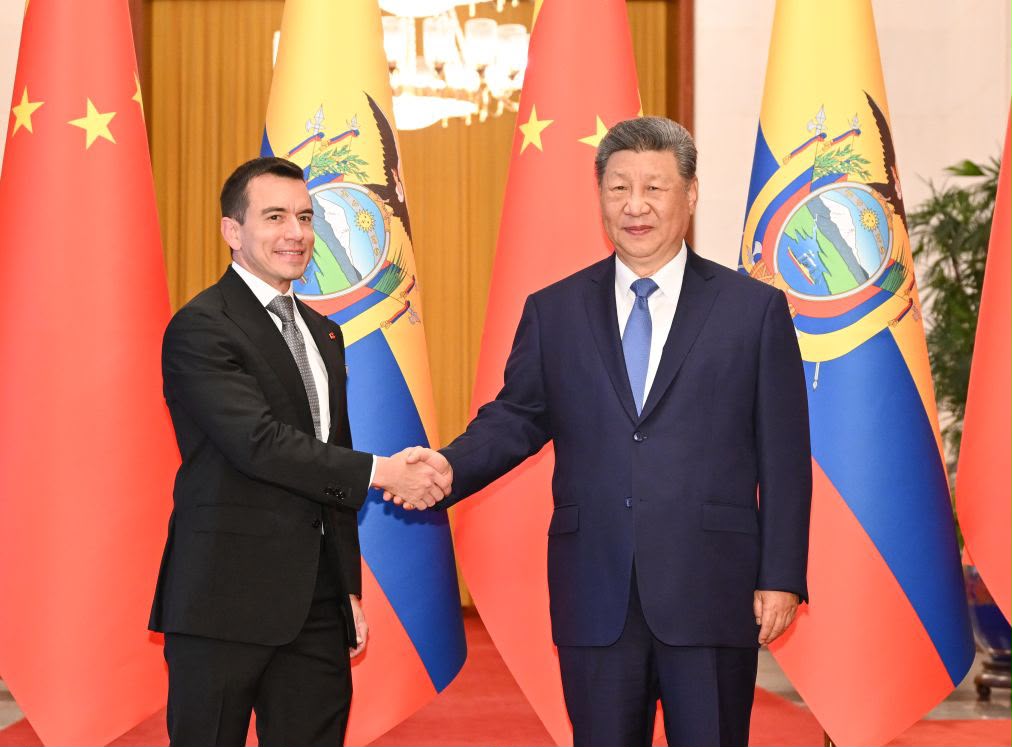 Xi Jinping appelle à une plus grande synergie entre la Chine et l&rsquo;Equateur en matière de stratégies de développement