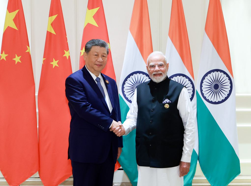Xi et Modi mènent un échange de vues approfondi et conviennent que la Chine et l’Inde doivent être des partenaires