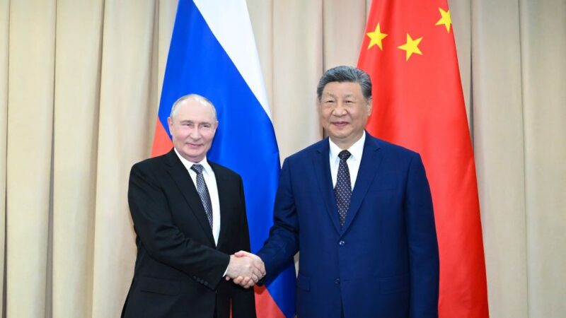Xi entend voir un renforcement des fondements et un avenir plus prometteur des relations sino-russes